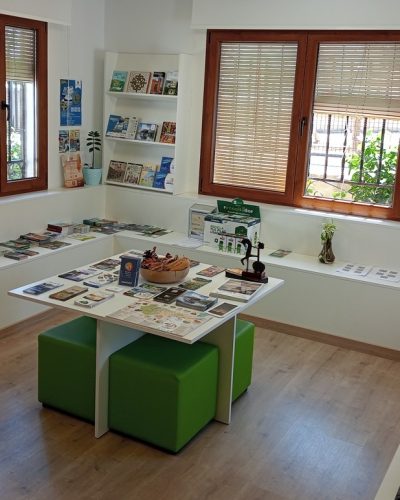 oficina-turismo-alcántara-02